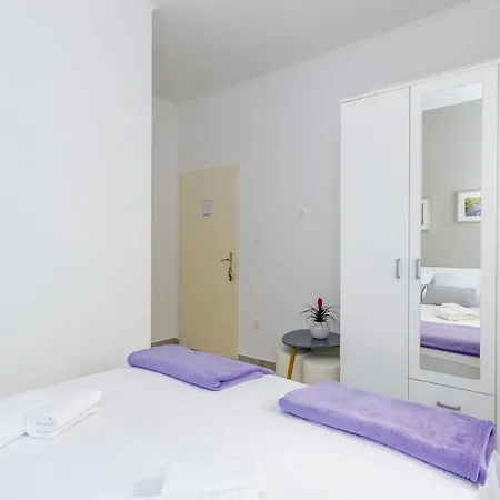 ルームス バティナ