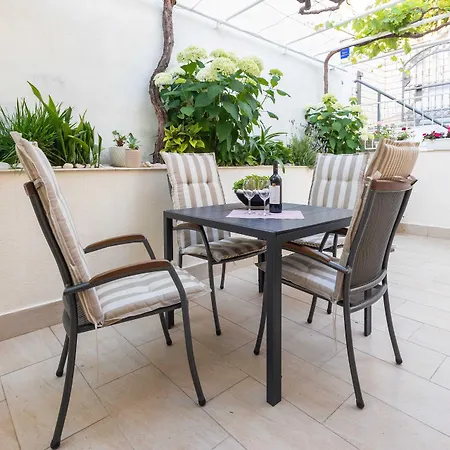 Guest house Batina